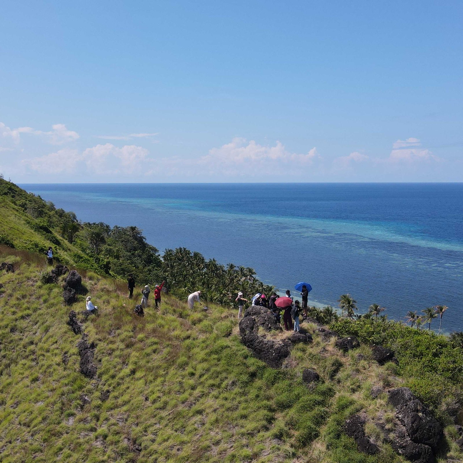 Private One Day Trip Island Hopping – Pulau Polassi, Tambolongan & Bahuluang